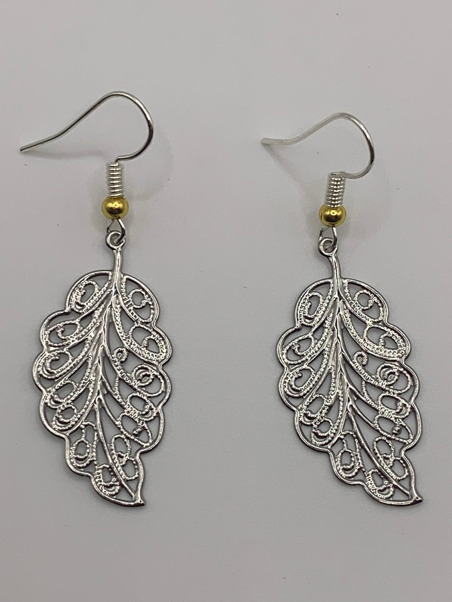 Silver Leaf Earrings, Silver Dangle Leaf Earrings, Silver Pendant Earrings, Silver Dangle Earrings