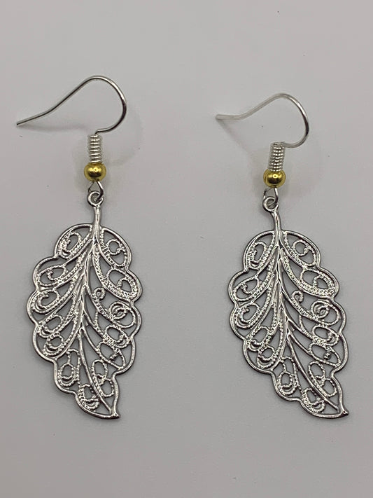 Silver Leaf Earrings, Silver Dangle Leaf Earrings, Silver Pendant Earrings, Silver Dangle Earrings