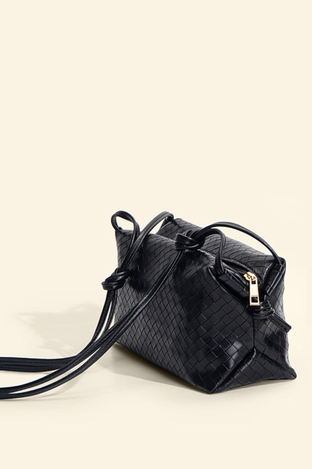 Leather Knot Detail Shoulder Bag